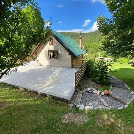 Sanmari_forest Chalet